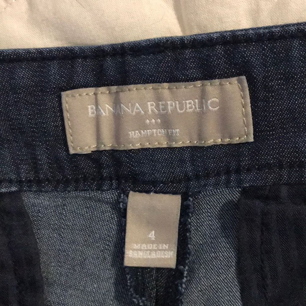 Banana Republic denim shorts. - Picture 2 of 4